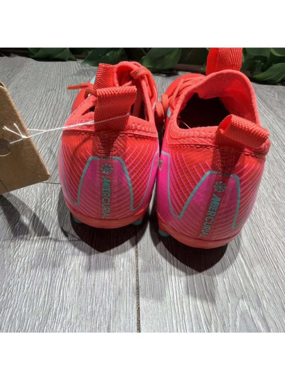 Nike Jr Zoom Vapor 16 Academy FG/MG. FQ8392-800. Size 1.5 Y